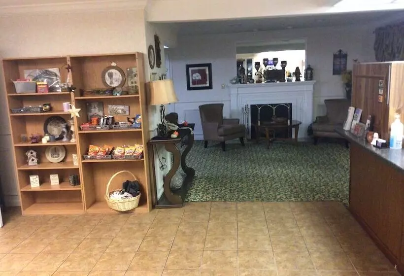 Hotelli Colonial Brick Inn & Suites