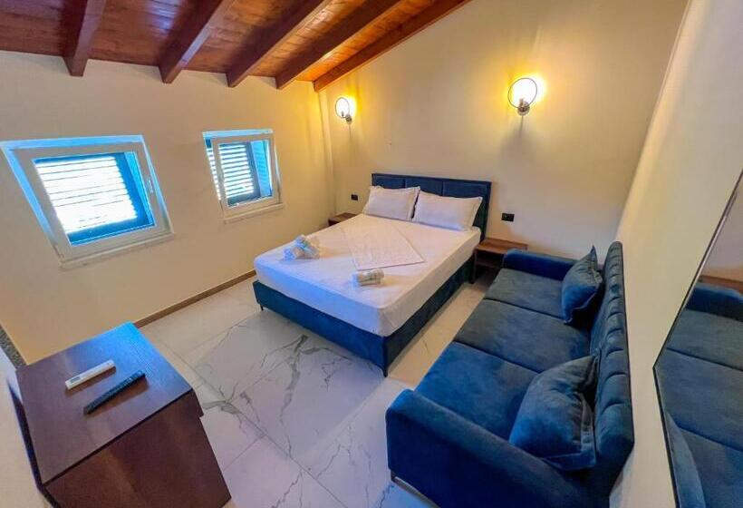 בית מלון כפרי Ibiza Resort