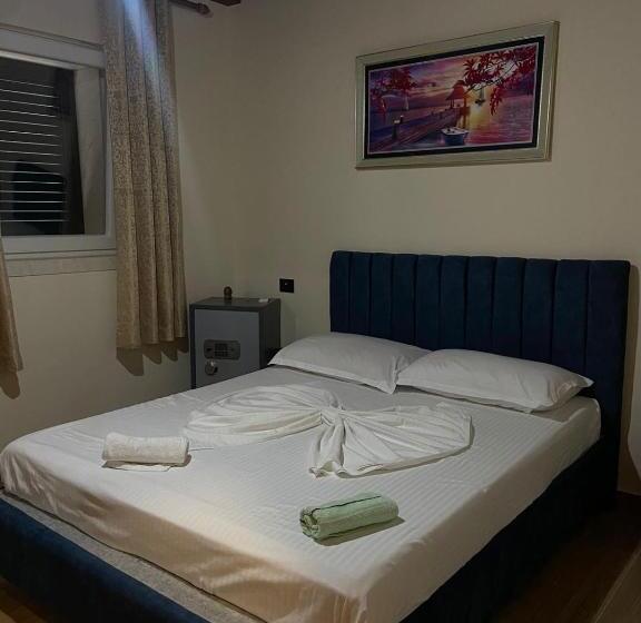 בית מלון כפרי Ibiza Resort