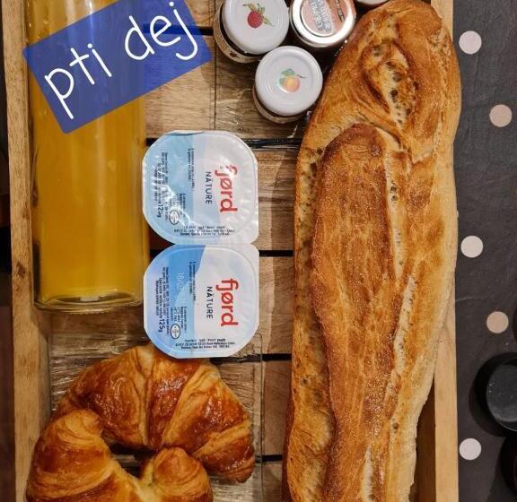 ペンション Le13depic, Gite, Spa, Sauna, Piscine, Massage, Repas, Adult Only