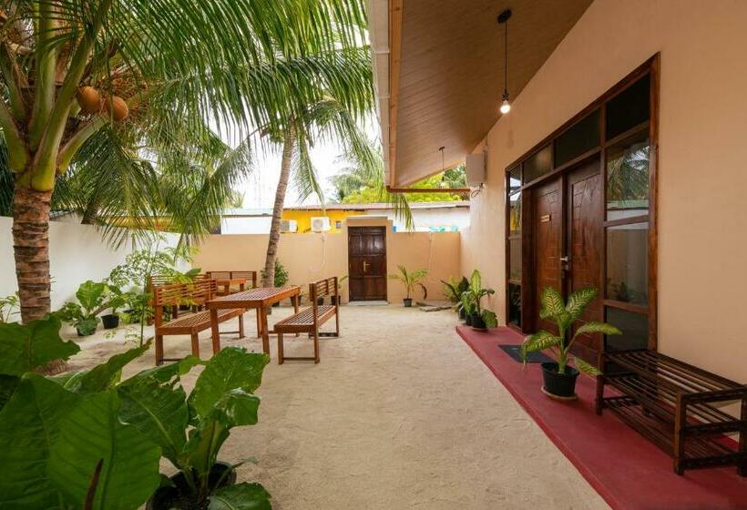 پانسیون Vacanza Mathiveri