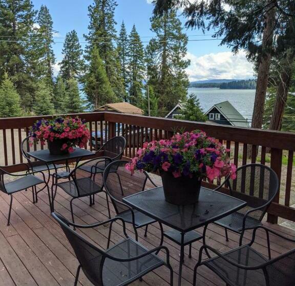 Курорт Camp Almanor At Big Springs