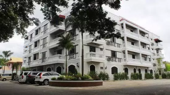 Vivere Condominium