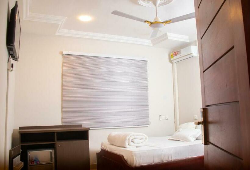 ホテル El King Home Lodge