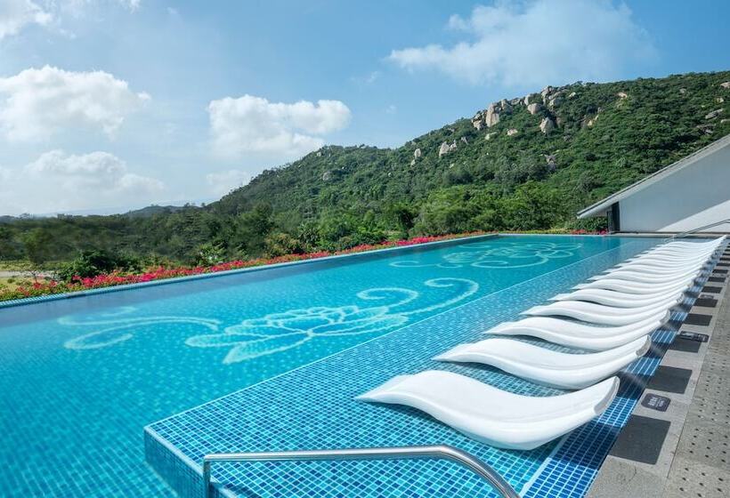 Otel Sheraton Maoming Hot Spring Resort