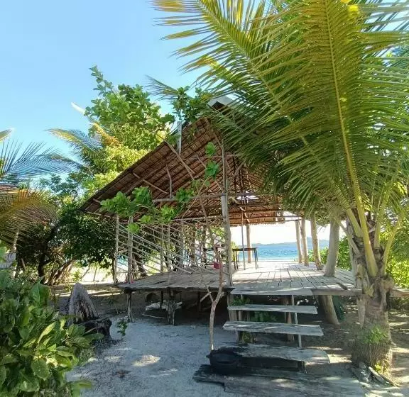 ペンション Bau Homestay Raja Ampat Manta Station