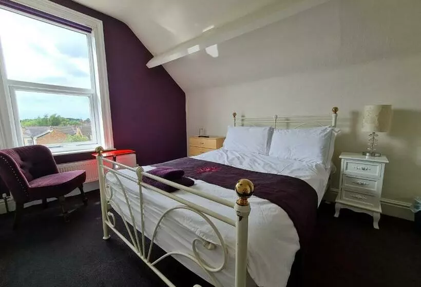 Majatalo Crittlewood Guest House