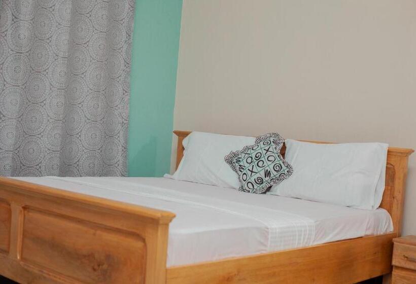 פנסיון Patayo Lodge