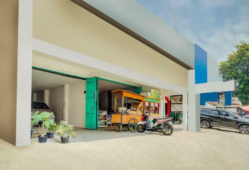 פנסיון Terrace House