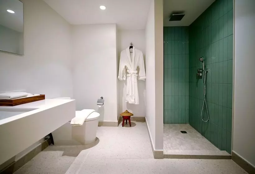 Lomakeskus Rxv Wellness Village