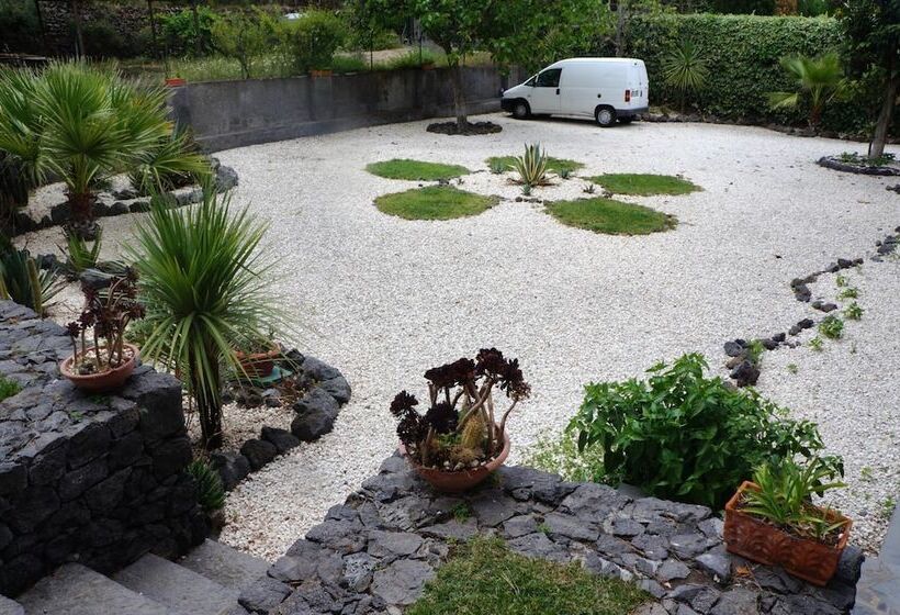 צימר Rosso Vulcano