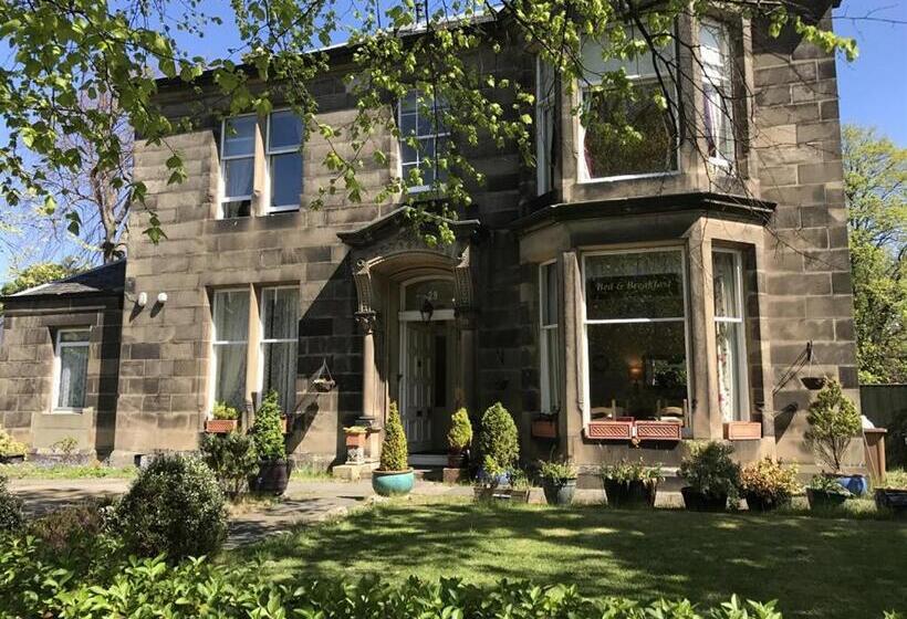 تختخواب و صبحانه Alba House