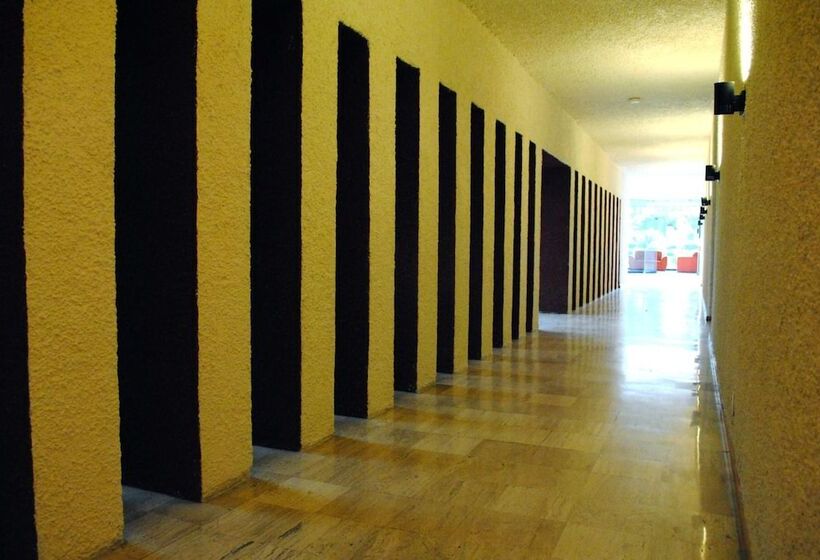 Отель Cantalagua Inn