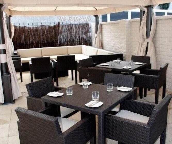 בית מלון כפרי Escape To Picton Boutique