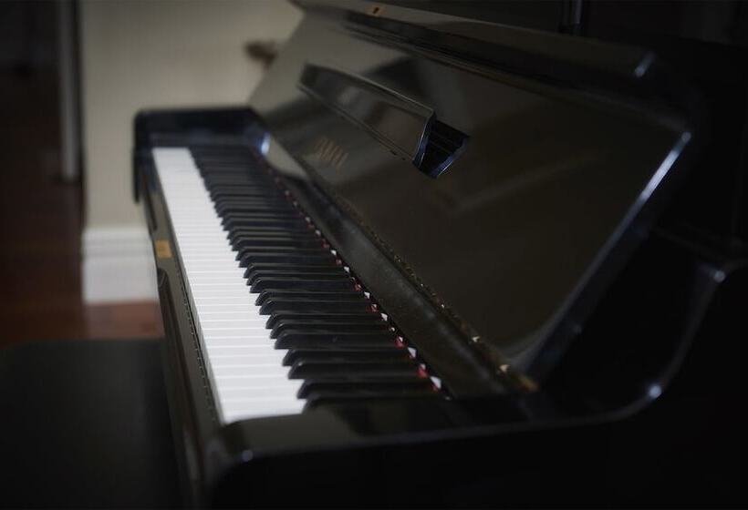 בית מלון כפרי Escape To Picton Boutique