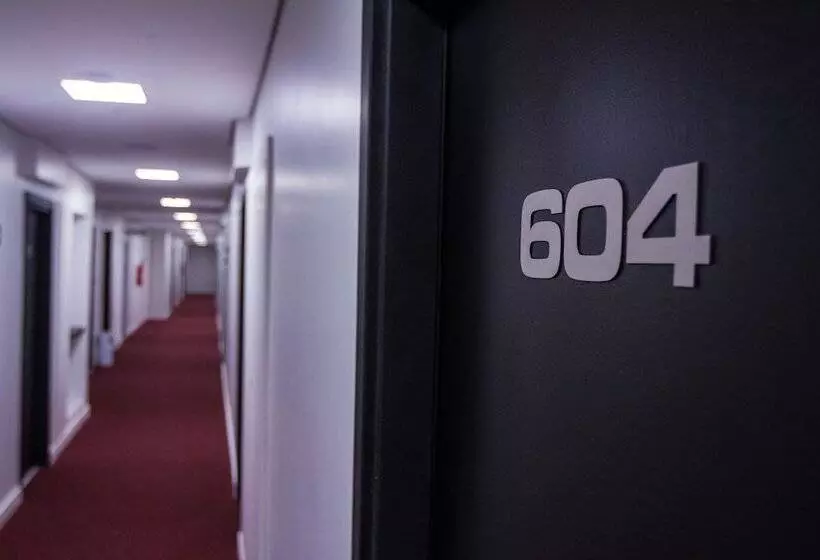 فندق Fratele Business