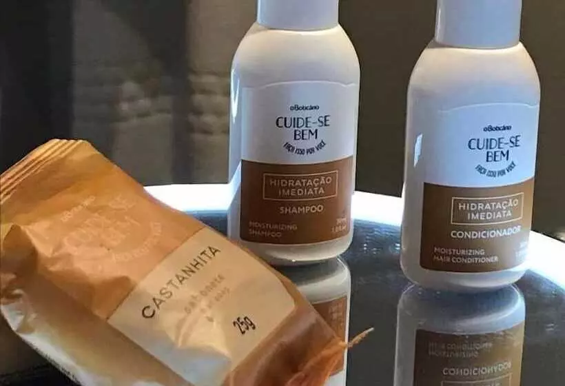 فندق Fratele Business