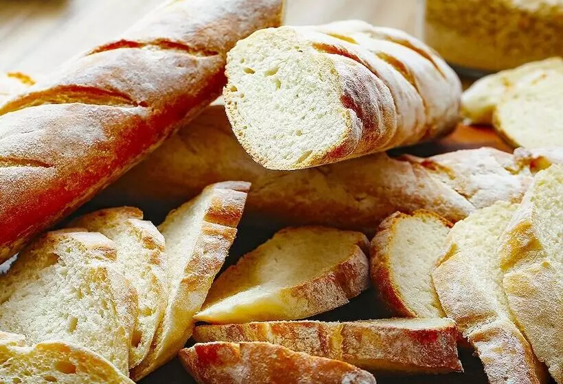 فندق Fratele Business