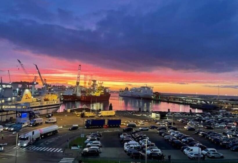 فندق Harbour Living By Jutlandia   Hostel Style