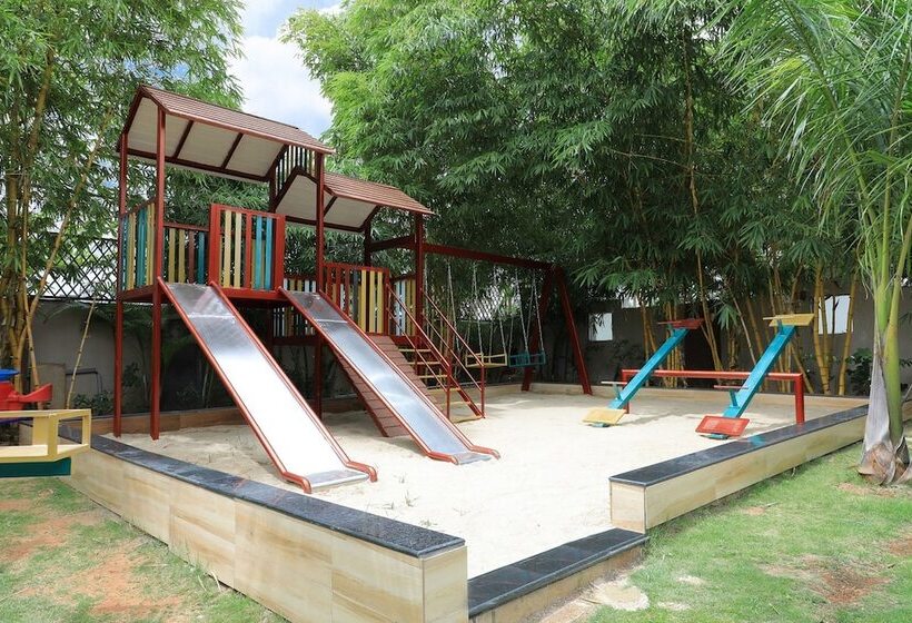 هتل Jal Mahal Resort & Spa, Mysore