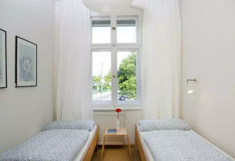 호텔 Jugendgästehaus Des Cvjm Berlin Kaulsdorf