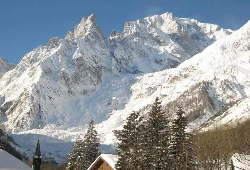 ホテル La Grange  Animal Chic