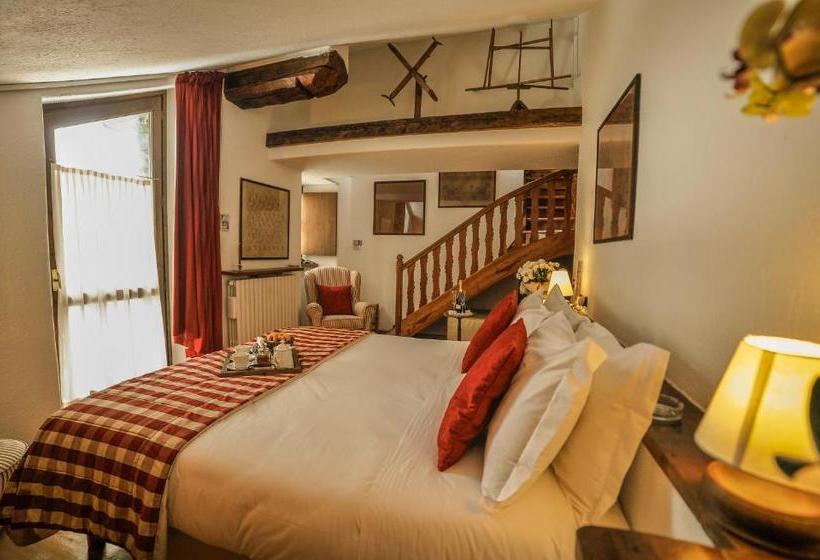 בית מלון כפרי La Grange Animal Chic