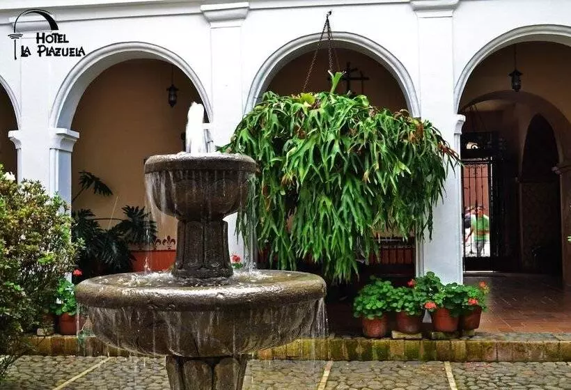 Otel La Plazuela