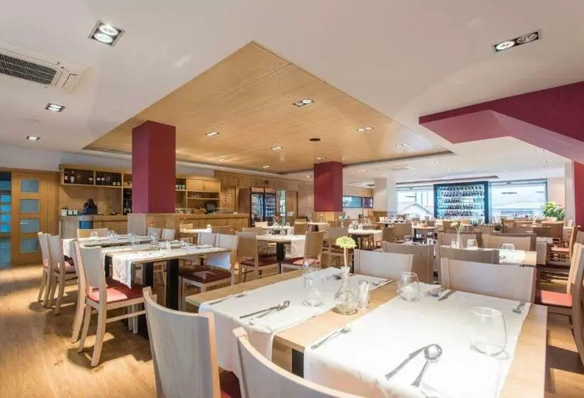 ホテル Los Pasiegos