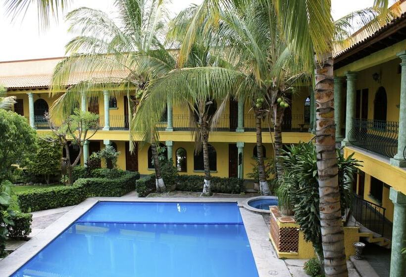 Отель Oaxtepec