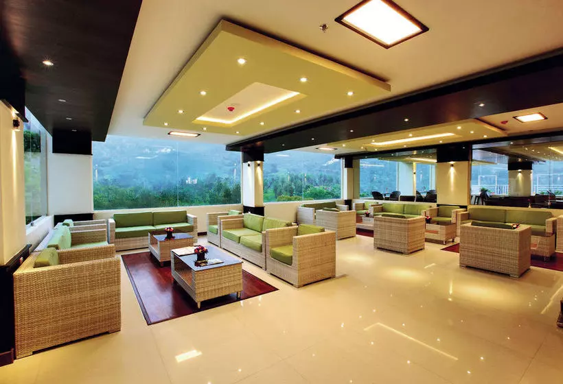 Hotel Gokulam Park Munnar