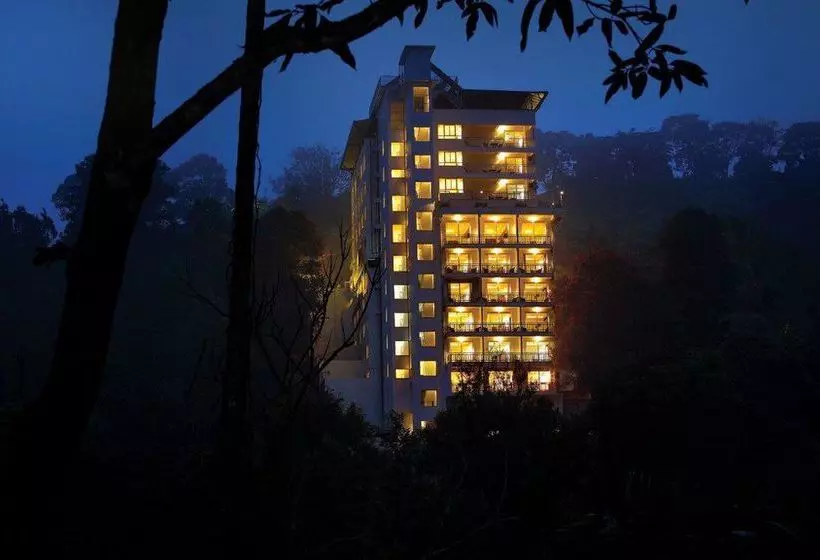 Hotel Gokulam Park Munnar