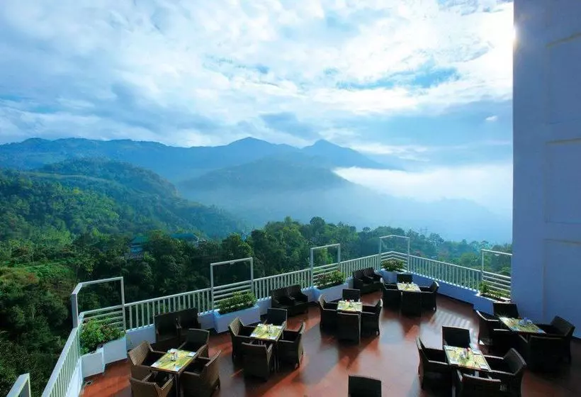 Hotel Gokulam Park Munnar