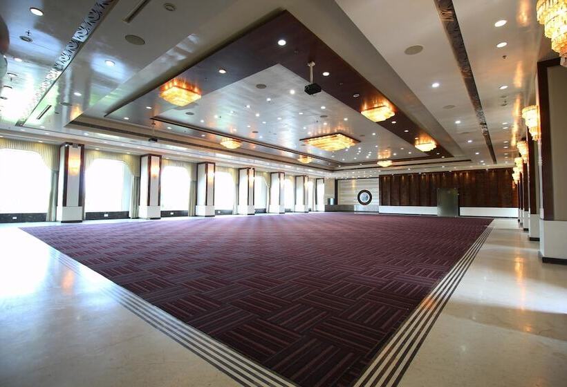 فندق Oyo Premium Sola Sg Highway