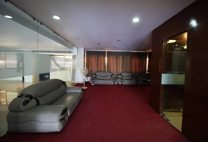 فندق Oyo Premium Sola Sg Highway