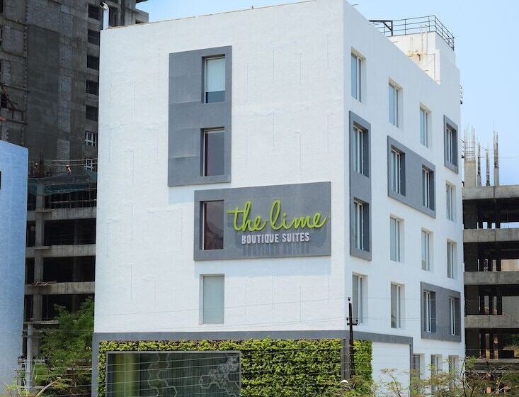 호텔 The Lime Boutique Suites