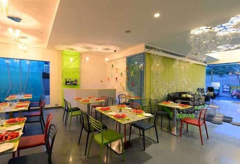 호텔 The Lime Boutique Suites