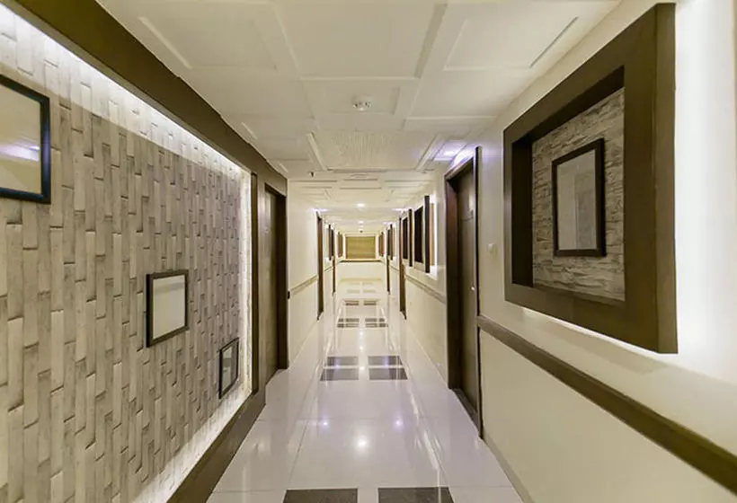 ホテル Zo Rooms Radisson Square