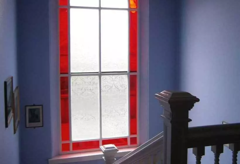 پانسیون Dorstan House