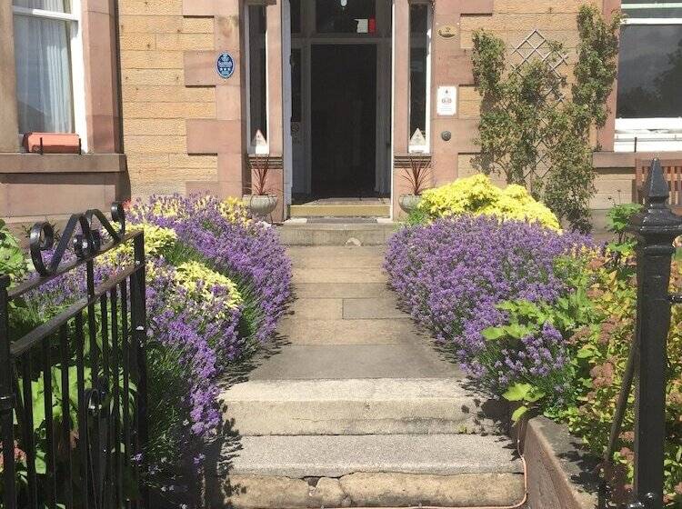 پانسیون Dorstan House