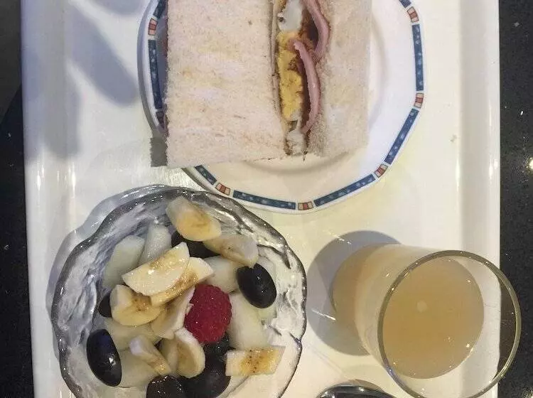 پانسیون Dorstan House