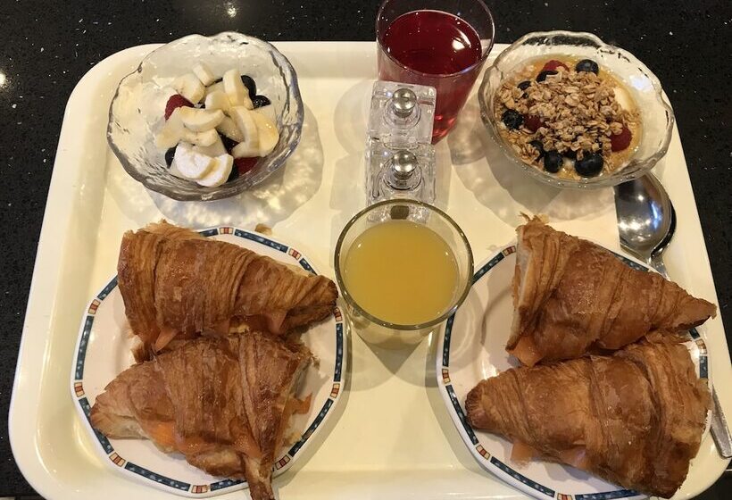 پانسیون Dorstan House