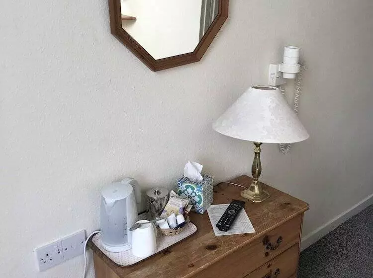 پانسیون Dorstan House