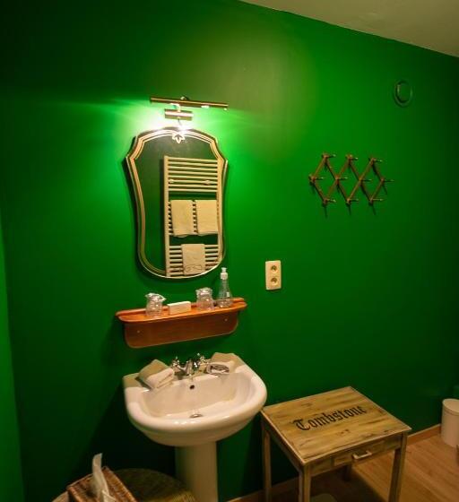 پانسیون Western City