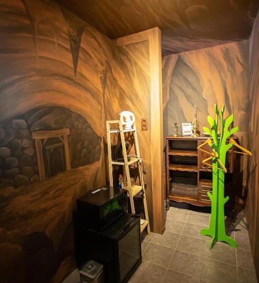 پانسیون Western City