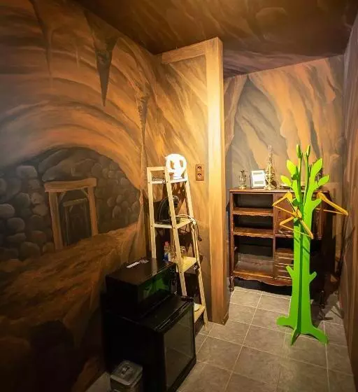 پانسیون Western City