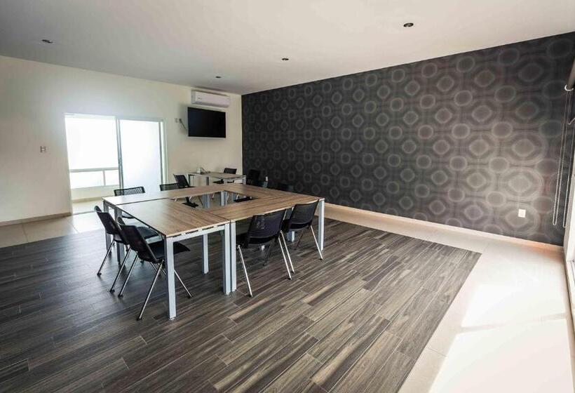 Redwood Villas Zona Industrial San Luis Potosi