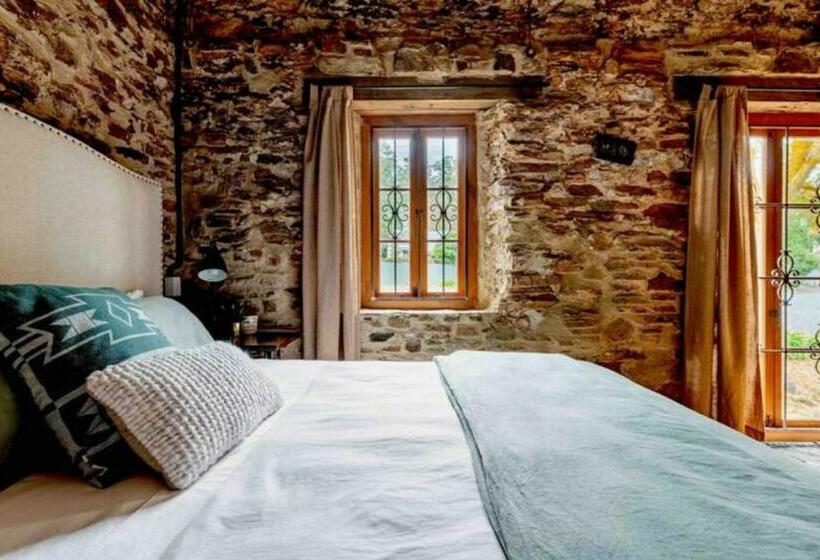 Bed & Breakfast Randell S Mill   Adelaide Hills   Romantic Loft Stays