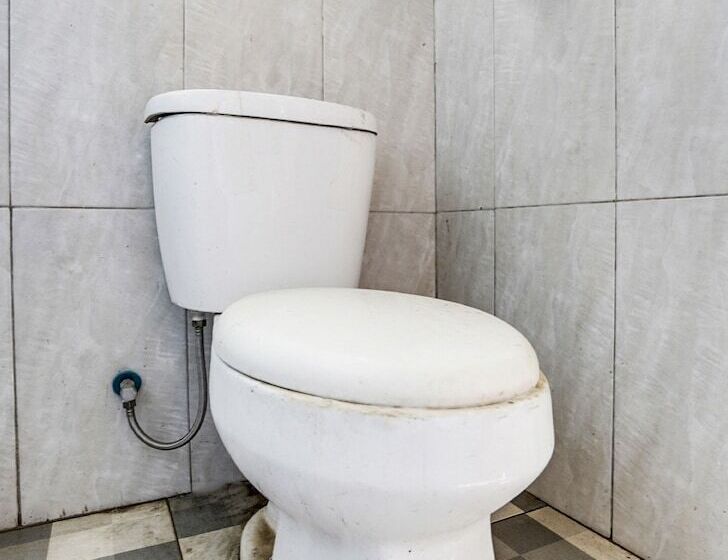 فندق Spot On 92114 Homestay Riverside Duko