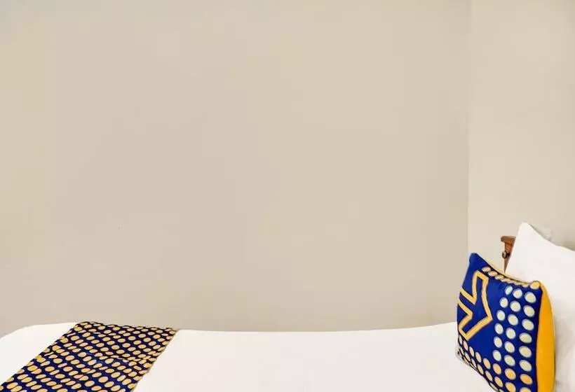 Hotelli Spot On 92114 Homestay Riverside Duko